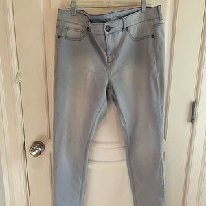 Straight leg light wash Maurices Jeans